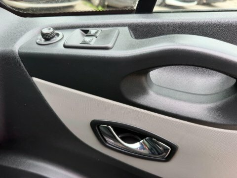 Renault Trafic Dci Energy 29 Businesseuro 6 U5758 Ulez White #28