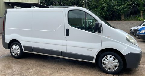 Renault Trafic 2.0 Td Dci White #4