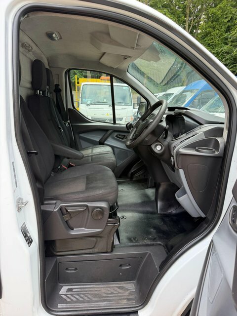 Ford Transit Custom Custom 270 Tdci 125 L1h1 Trend Swb Low Roof Fwd 1 Blue #19
