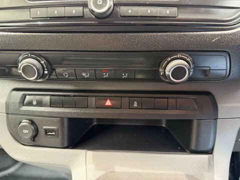 Citroen Dispatch 1.6 Bluehdi 1000 Enterprise Xs Fwd 1 Euro 6 6Dr Grey #30