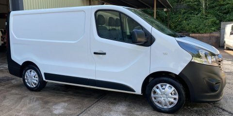 Vauxhall Vivaro 1.6 Cdti 2700 White #3