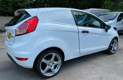 Ford Fiesta 1.5 Tdci Econetic White #6