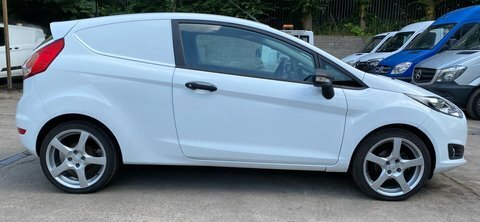 Ford Fiesta 1.5 Tdci Econetic White #5