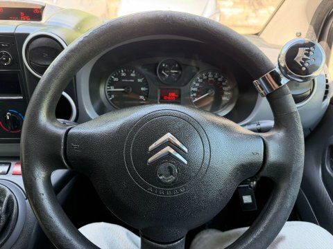 Citroen Berlingo First Red #29