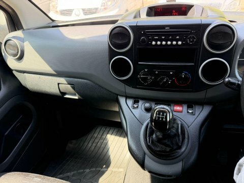 Citroen Berlingo First Red #31