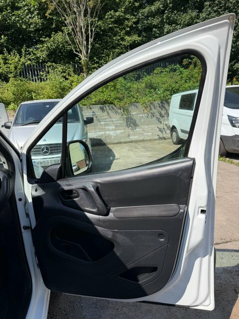 Citroen Berlingo First Red #26