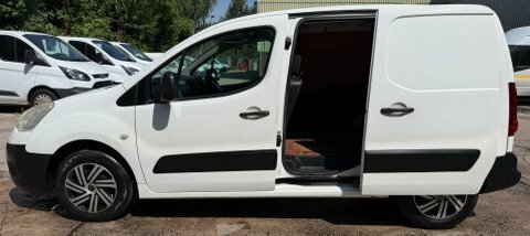 Citroen Berlingo First Red #18