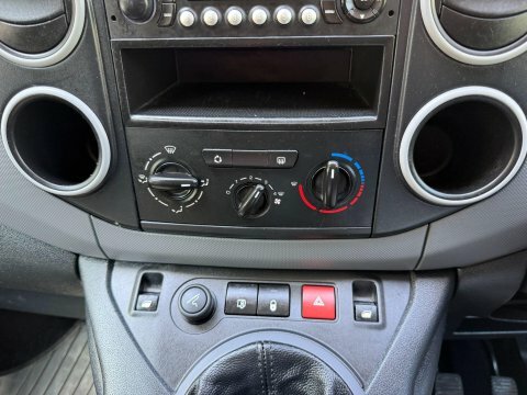 Citroen Berlingo First Red #33