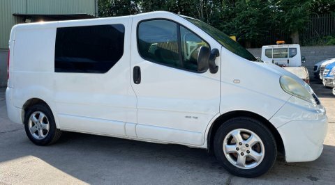 Renault Trafic 2.0 Td Dci White
