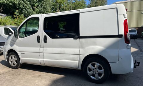 Renault Trafic Mpv Silver #11