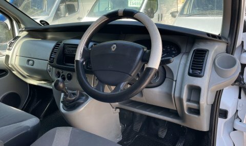 Renault Trafic Mpv Silver #21