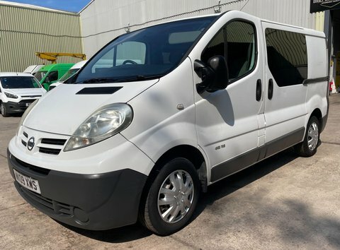 Nissan Primastar Mpv White #17