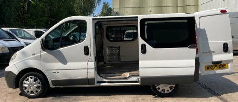 Nissan Primastar Mpv White #14