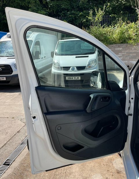 Citroen Berlingo Panel Van White #29