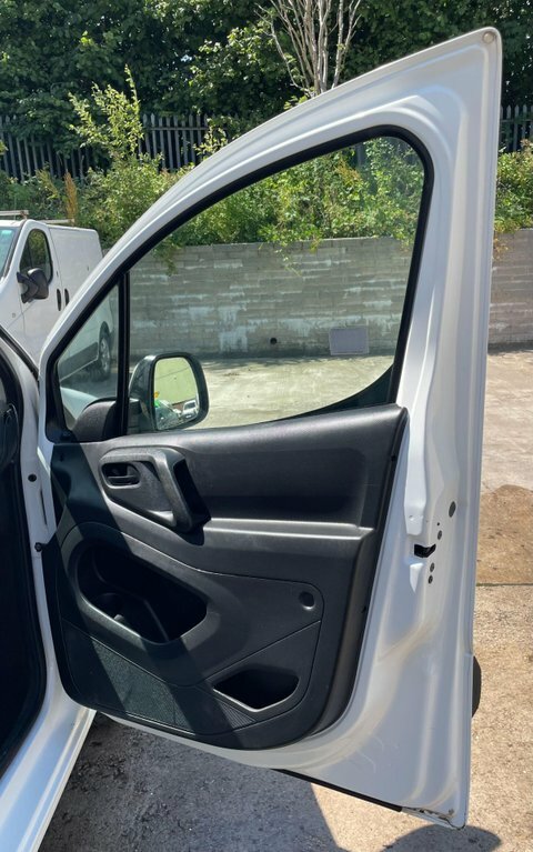 Citroen Berlingo Panel Van White #19