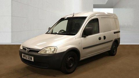 Vauxhall Combo Cdti 2000 Sportive White #7