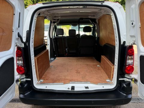 Citroen Berlingo Plus Black #35