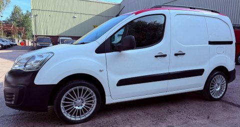 Citroen Berlingo Plus Black #10