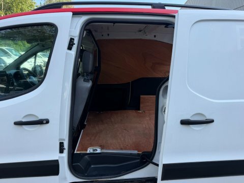 Citroen Berlingo Plus Black #14