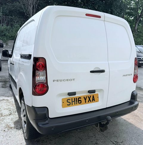 Peugeot Partner Panel Van White #9