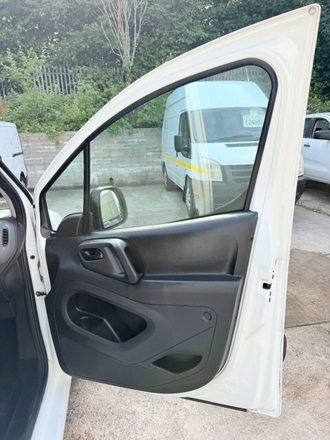 Peugeot Partner Panel Van White #30