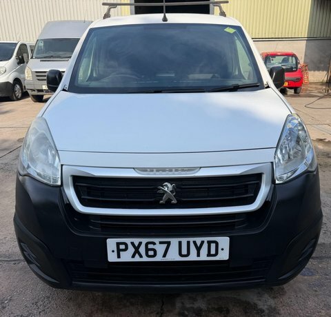 Peugeot Partner Black #18