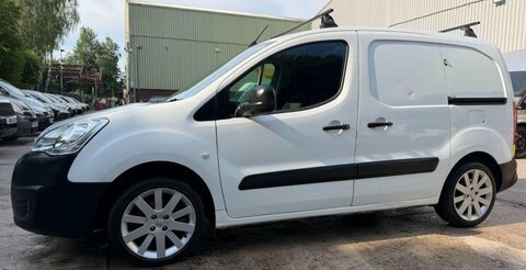 Peugeot Partner Black #16