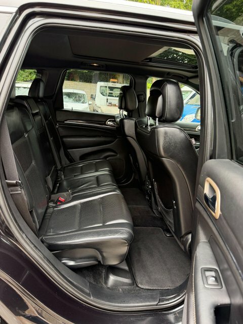 Jeep Grand Cherokee 3.0 Crd Summit White #32