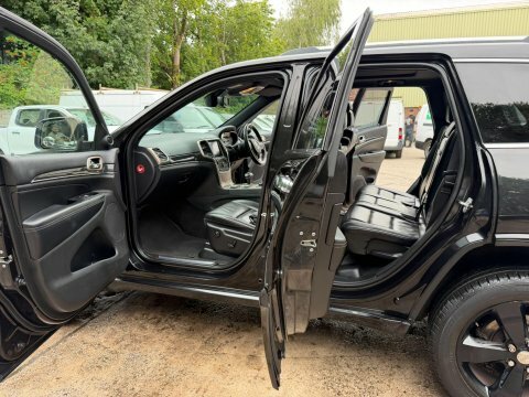 Jeep Grand Cherokee 3.0 Crd Summit White #58