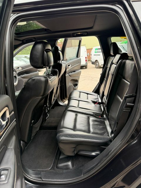 Jeep Grand Cherokee 3.0 Crd Summit White #31