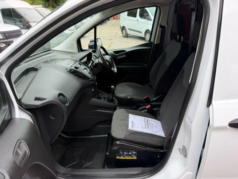 Ford Transit Courier 1.5 Tdci 100Ps Limited Van 6 Speed Convertible White #33