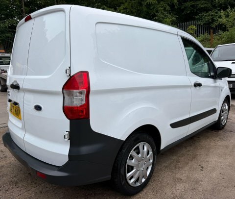 Ford Transit Courier 1.5 Tdci 100Ps Limited Van 6 Speed Convertible White #10