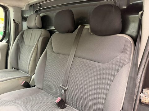 Vauxhall Vivaro Vauxhall Vivaro 2013 White #33
