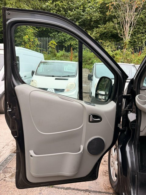 Vauxhall Vivaro Vauxhall Vivaro 2013 White #34