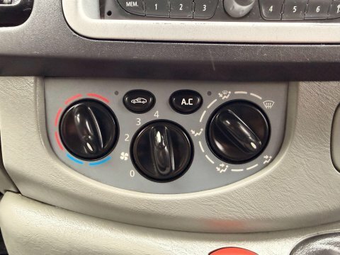 Vauxhall Vivaro Vauxhall Vivaro 2013 White #23