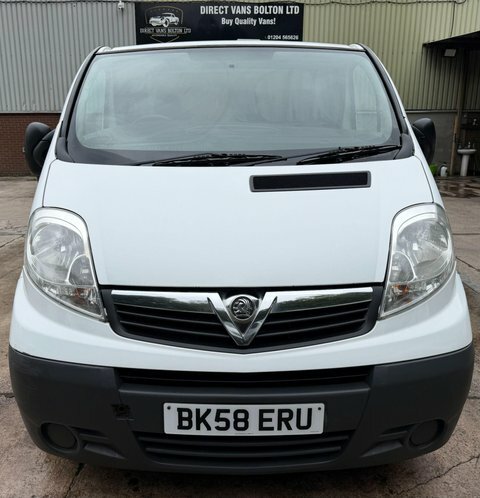 Vauxhall Vivaro 2.0 2700 Cdti White #4