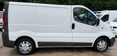 Vauxhall Vivaro 2.0 2700 Cdti White #5
