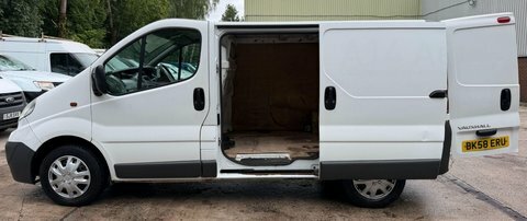 Vauxhall Vivaro 2.5 Cdti Double Cab Crew Van Ex Fire Service Stunn Red #15