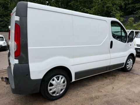 Vauxhall Vivaro 2.5 Cdti Double Cab Crew Van Ex Fire Service Stunn Red #8