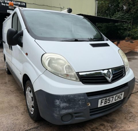 Vauxhall Vivaro 2.0 2700 Cdti White #2