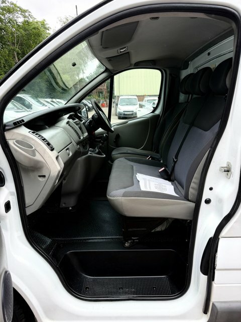 Vauxhall Vivaro Swb L1h1 2700  #30