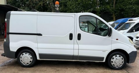 Vauxhall Vivaro 2.0 2700 Cdti White #6