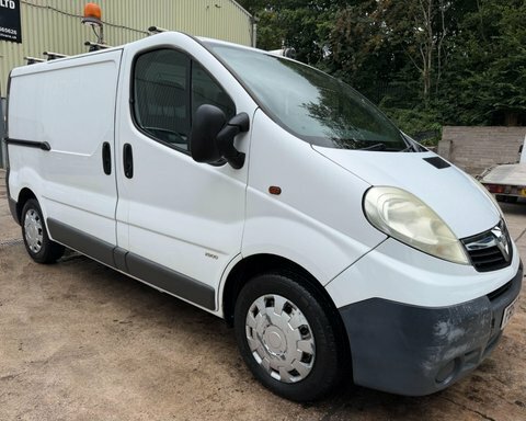 Vauxhall Vivaro 2.0 2700 Cdti White #3