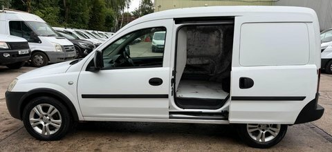 Vauxhall Combo Car Derived Van 1.3 Cdti 1700 16V 200707 White #20