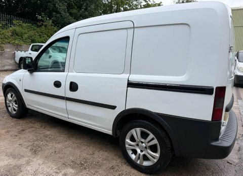 Vauxhall Combo Car Derived Van 1.3 Cdti 1700 16V 200707 White #15