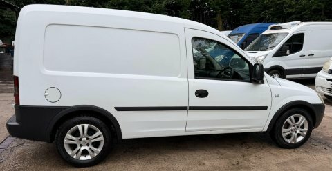 Vauxhall Combo Car Derived Van 1.3 Cdti 1700 16V 200707 White #8