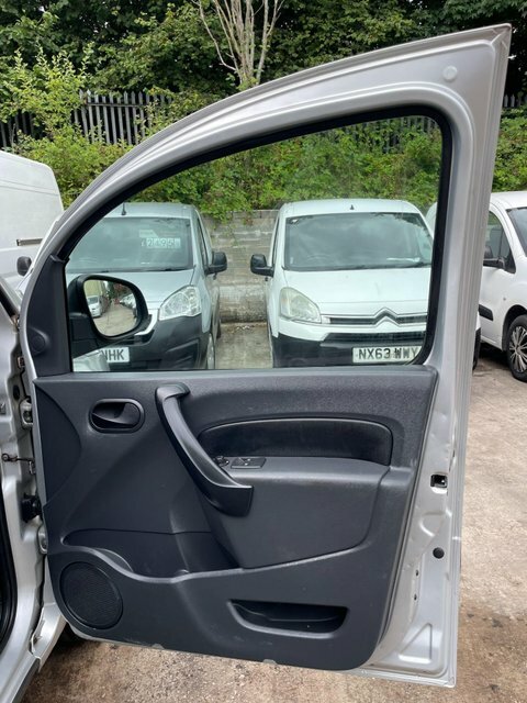 Mercedes-Benz CITAN 109 Cdi Blueefficiency White #22