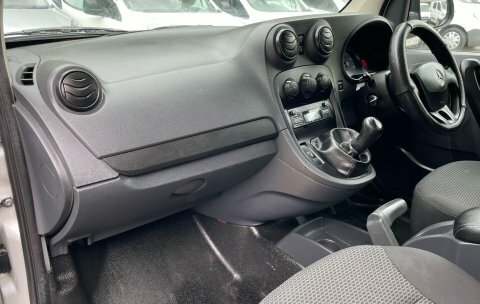 Mercedes-Benz CITAN 109 Cdi Blueefficiency White #31