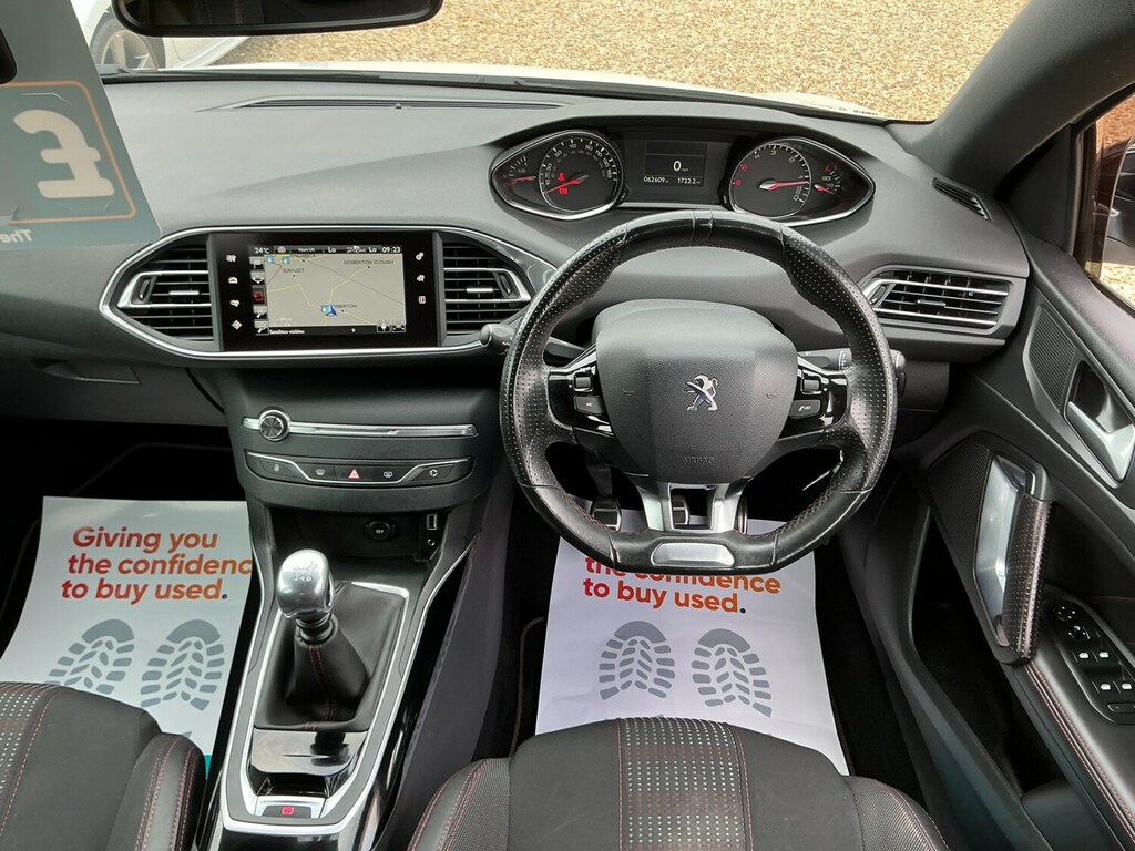 Peugeot 308 1.6 Bluehdi 120 Gt Line KM66YXA White #4
