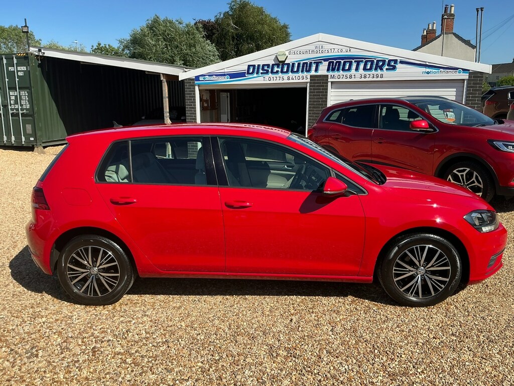 Volkswagen Golf 1.4 Tsi Se Nav Red #3